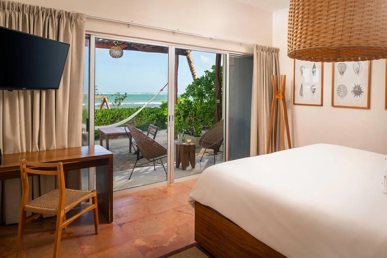 Mereva Tulum 4*,